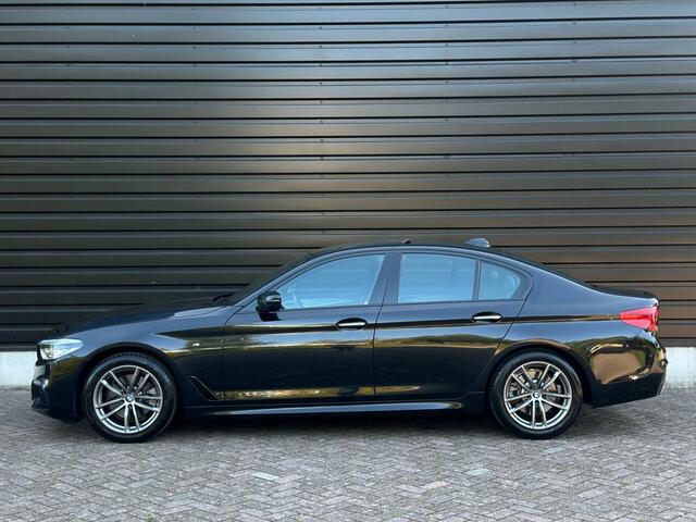 BMW 5-SERIE 520i M-SPORT HEADUP|DAK|HiFi|HAAK NAP!