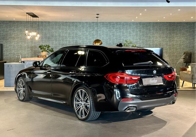 BMW 5-SERIE Touring 520d High Exe I M-Sportpakket I Pano I Nappa Leder