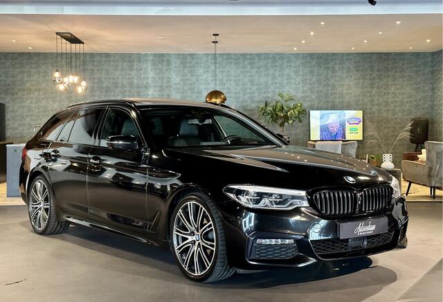 BMW 5-SERIE Touring 520d High Exe I M-Sportpakket I Pano I Nappa Leder
