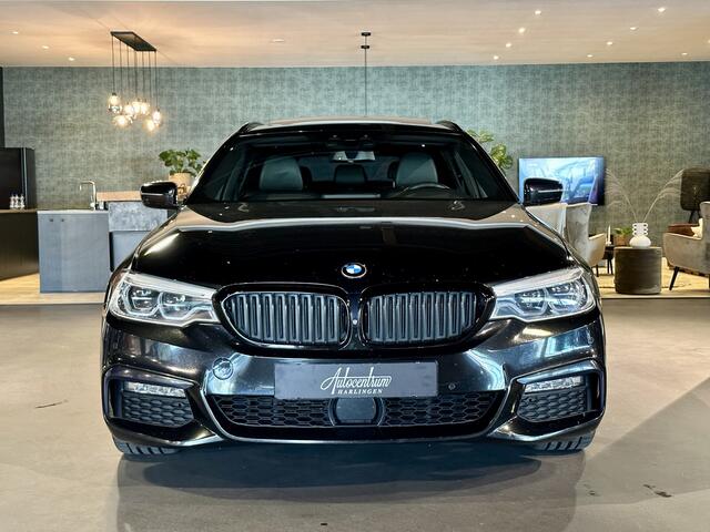 BMW 5-SERIE Touring 520d High Exe I M-Sportpakket I Pano I Nappa Leder
