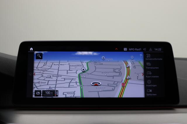 BMW 5-SERIE Touring 520i Business Edition Plus M Sportpakket, Leer, BMW Laser, Apple Carplay, ACC, Trekhaak, 19''