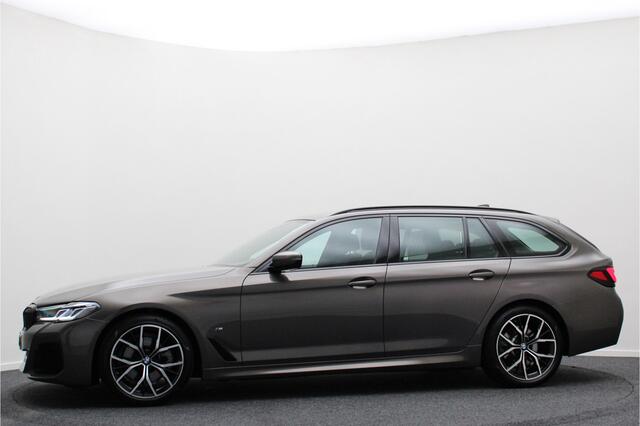 BMW 5-SERIE Touring 520i Business Edition Plus M Sportpakket, Leer, BMW Laser, Apple Carplay, ACC, Trekhaak, 19''