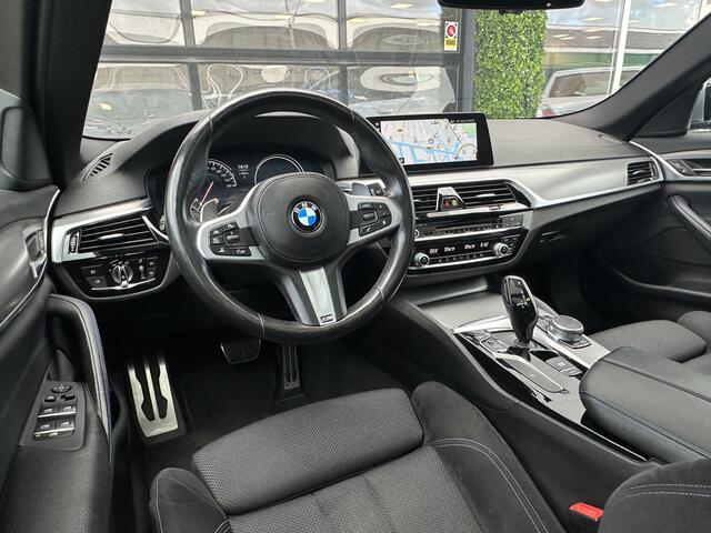 BMW 5-SERIE Touring 530i xDrive High Executive M-Sport | Pano | Drive Assist Plus
