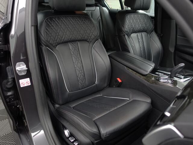 BMW 5-SERIE 520d xDrive M Sport Aut- Design Leder Interieur, Sfeerverlichting, Memory, Stuur/Stoelverwarming, Standkachel