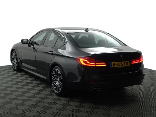 BMW 5-SERIE 520d xDrive M Sport Aut- Design Leder Interieur, Sfeerverlichting, Memory, Stuur/Stoelverwarming, Standkachel