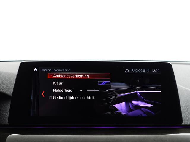 BMW 5-SERIE 520d xDrive M Sport Aut- Design Leder Interieur, Sfeerverlichting, Memory, Stuur/Stoelverwarming, Standkachel