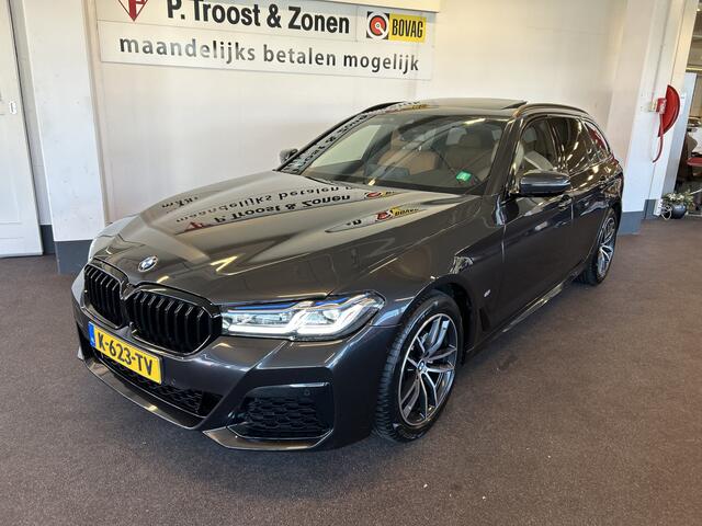 BMW 5-SERIE Touring 520i High Executive M Sport | Facelift | Panoramadak | Luxe lederen bekleding | Laser-LED | Nederlands geleverd | Memory seats | Sfeerverlichting | Apple carplay | Adaptief onderstel | Keyless | Cruise control | Climate control | Stoelverwarming |