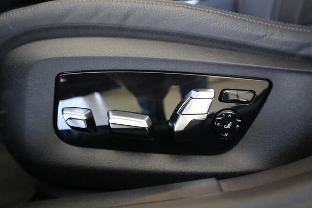 BMW 5-SERIE Sedan 520i | Business Edition Plus | M-Sportpakket | Comfortstoelen