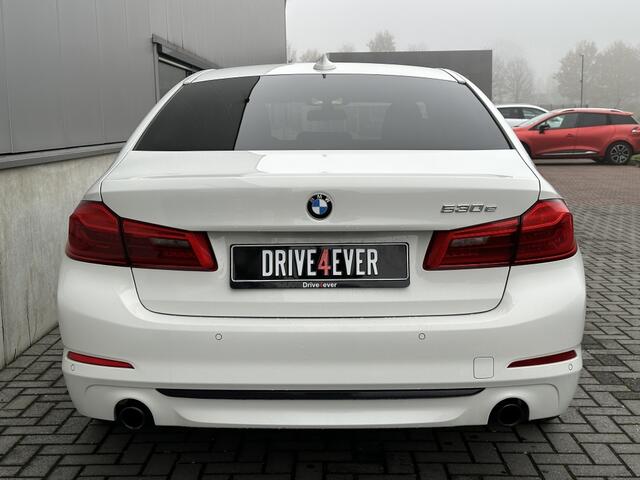 BMW 5-SERIE 530e iPerf High Exe 292pk PHEV 2020 NAVI VIRTUAL ECC PDC