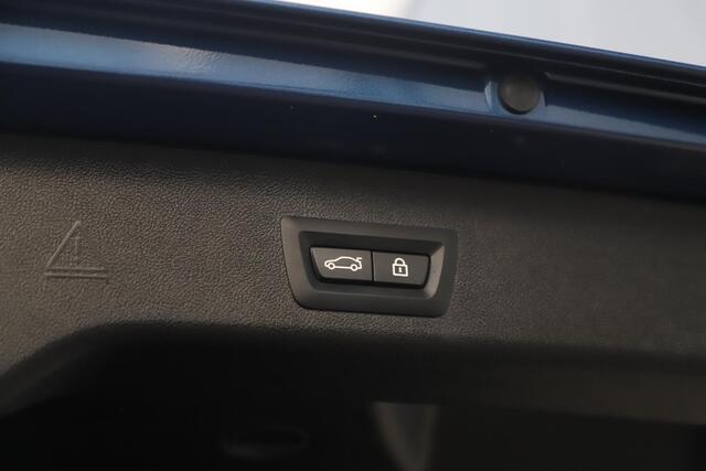 BMW 5-SERIE Touring 530i High Executive 252PK M Sport Laser LED Panoramadak Harman Kardon Wegklapbare Trekhaak Nappa Leder Memory Sfeerverlichting Shadow Line 360 Camera