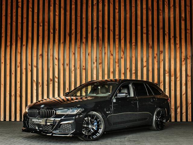 BMW 5-SERIE Touring 530e 292PK High Executive M-Sport | LASER LED | HEAD-UP | PANORAMADAK | SHADOW LINE | ADAPTIVE CRUISE |