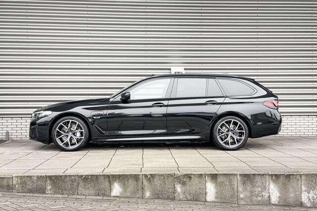 BMW 5-SERIE Touring 530e M Sport / Trekhaak