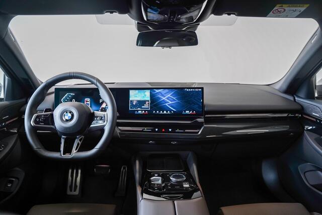 BMW 5-SERIE Sedan 520i M Sportpakket Aut.