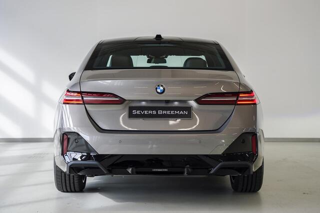 BMW 5-SERIE Sedan 520i M Sportpakket Aut.