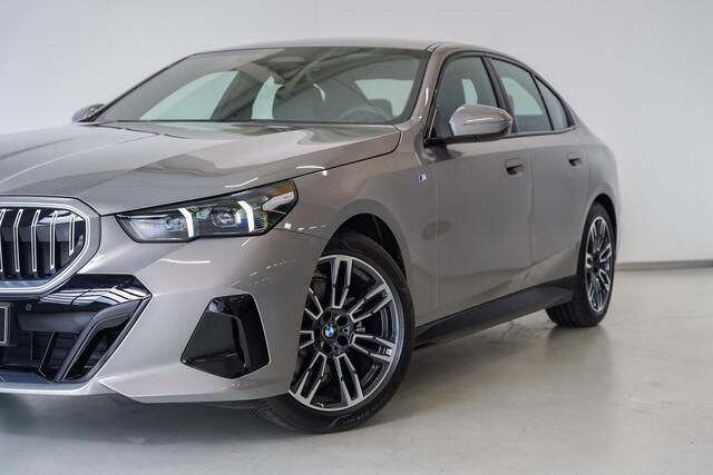 BMW 5-SERIE Sedan 520i M Sportpakket Aut.