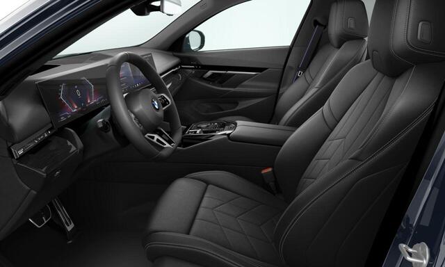 BMW 5-SERIE Touring 520i | M Sportpakket Pro | Equipment Pack Pro | Travel Pack
