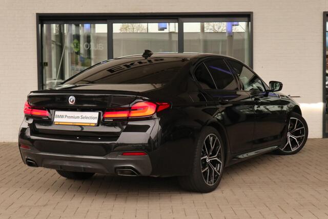 BMW 5-SERIE 520i Business Edition Plus | M Sportpakket | Comfort Access Pakket