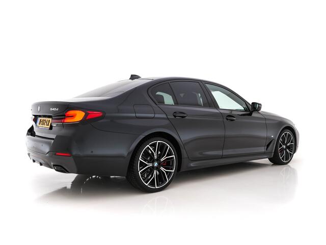 BMW 5-SERIE 540d xDrive High Executive M-Sportpack Aut. *PANO | DAKOTA-FULL-LEATHER | LASER-LIGHT | SOFT-CLOSE | HEAD-UP | ADAPT.CRUISE | M-SPORTSEATS | HARMAN/KARDON-SURROUND | SURROUND-VIEW | SHIFT-PADDLES | MEMORY-PACK | DIGI-COCKPIT | 20"