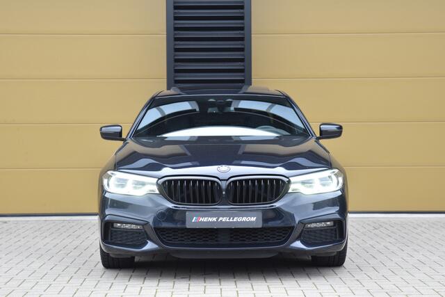 BMW 5-SERIE 530e iPerformance Executive * M-Sportpakket * Schuifdak * LED * Head-up * Keyless entry *
