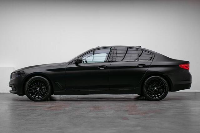 BMW 5-SERIE 540i xDrive Executive Edition | Pano| ACC| Head Up