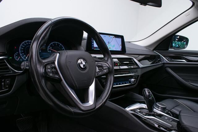 BMW 5-SERIE 540i xDrive Executive Edition | Pano| ACC| Head Up