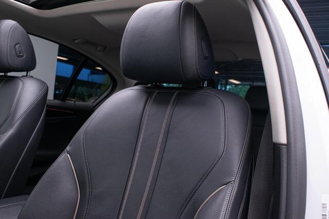 BMW 5-SERIE 540i xDrive Executive Edition | Pano| ACC| Head Up