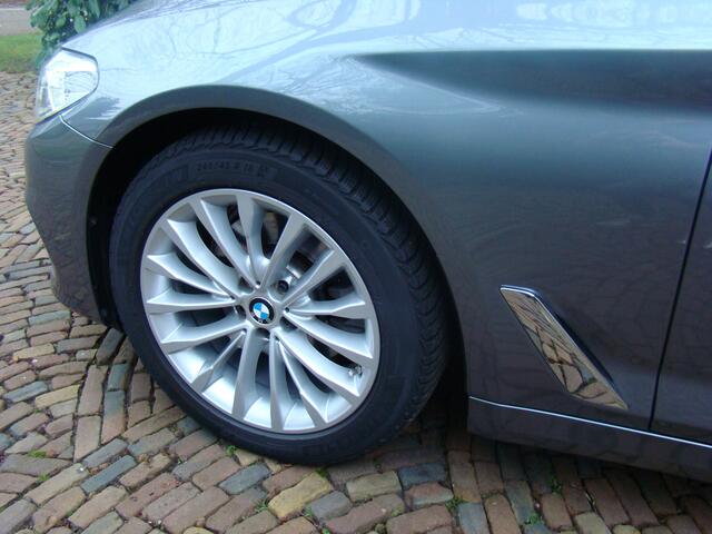 BMW 5-SERIE 520i High Executive Edition Luxury line