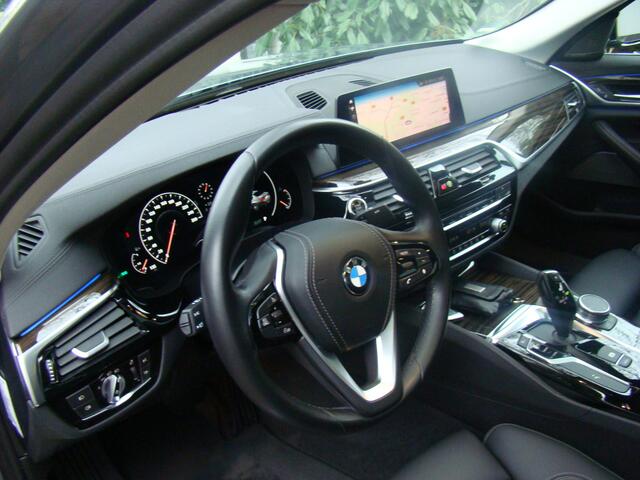 BMW 5-SERIE 520i High Executive Edition Luxury line