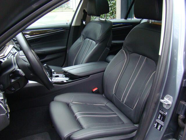 BMW 5-SERIE 520i High Executive Edition Luxury line
