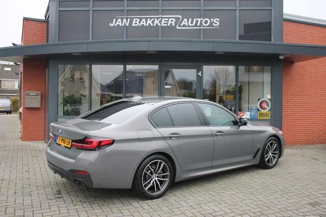 BMW 5-SERIE 520i Business Edition Plus ? M Sport ? Carplay ? Pano ? HUD ? Memory ?