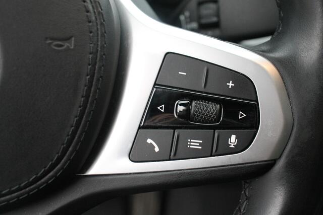 BMW 5-SERIE 520i Business Edition Plus ? M Sport ? Carplay ? Pano ? HUD ? Memory ?