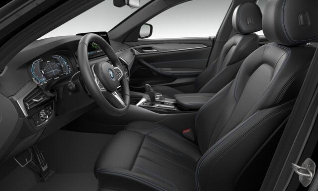 BMW 5-SERIE Touring 530e | M-Sport | Stuur + Stoelverw. | Panorama | Driv. Ass. Prof. | HiFi