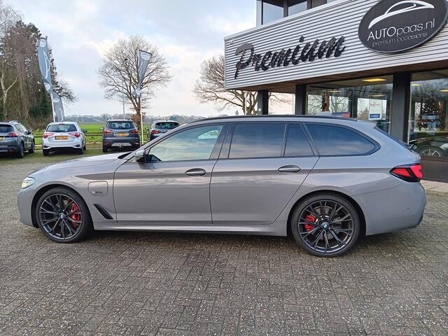 BMW 5-SERIE Touring 530e xDrive Business Edition Plus.M-Pakket||Berninagrua