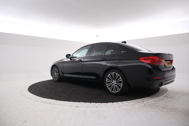 BMW 5-SERIE 530e iPerformance High Executive Edition Schuifdak, Leer, Stuurwiel/stoelverw, Climate
