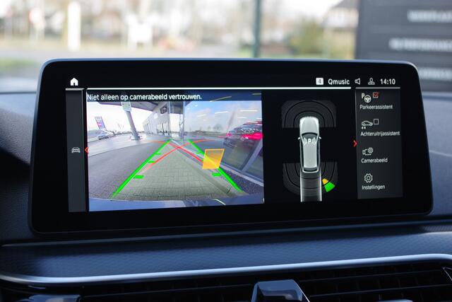 BMW 5-SERIE Touring 530e 293 PK M-Sport Business Edition Plus, Panoramadak, Elek. Trekhaak, Leder, Head-Up