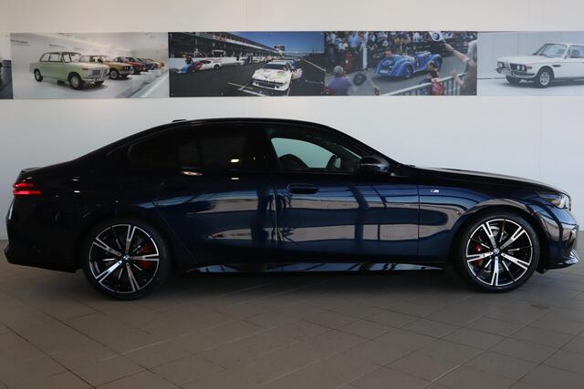BMW 5-SERIE Sedan 520i | M Sportpakket Pro | Innovation Pack | Travel Pack