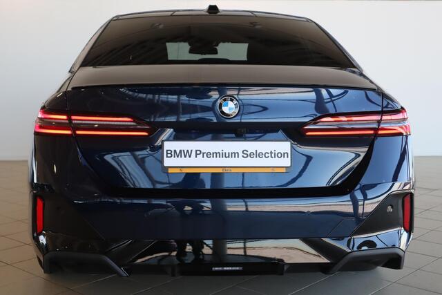 BMW 5-SERIE Sedan 520i | M Sportpakket Pro | Innovation Pack | Travel Pack