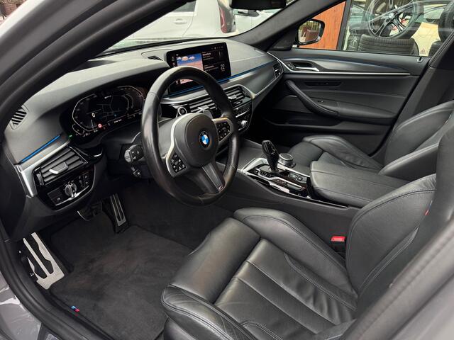BMW 5-SERIE 545e xDrive High Exe | M-sport | Driving Assist +