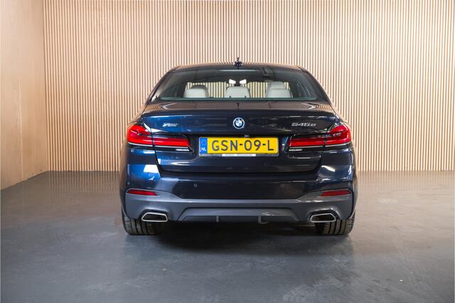 BMW 5-SERIE 545e xDrive High Executive M- Sport - Stoel/Stuurverwarming - Stoelventilatie - Apple Carplay/Android auto