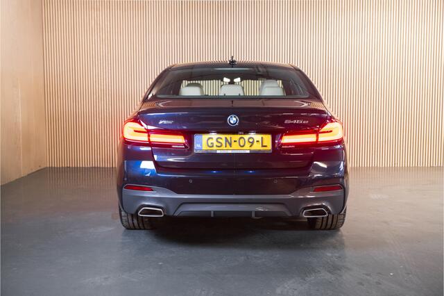 BMW 5-SERIE 545e xDrive High Executive M- Sport - Stoel/Stuurverwarming - Stoelventilatie - Apple Carplay/Android auto