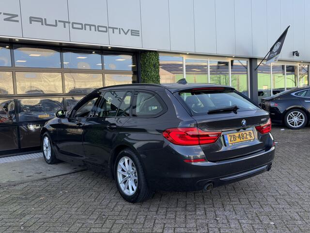 BMW 5-SERIE Touring 520i High Executive | Sportline | Carplay | Camera