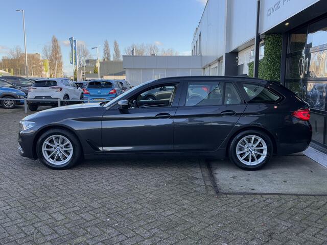 BMW 5-SERIE Touring 520i High Executive | Sportline | Carplay | Camera