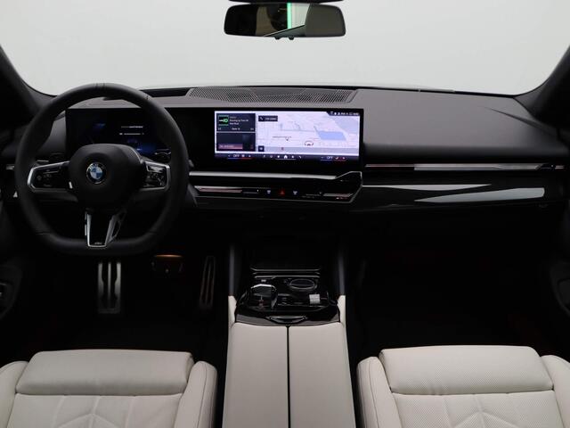 BMW 5-SERIE Sedan 520i