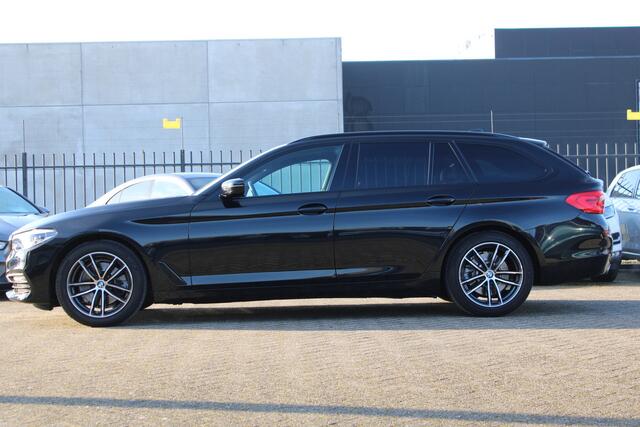 BMW 5-SERIE Touring 520i High Executive Sportline LEDER MEMORY VIRTUAL NAVI 19''