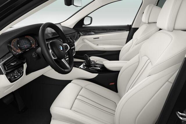 BMW 5-SERIE Sedan 520i High Executive Edition