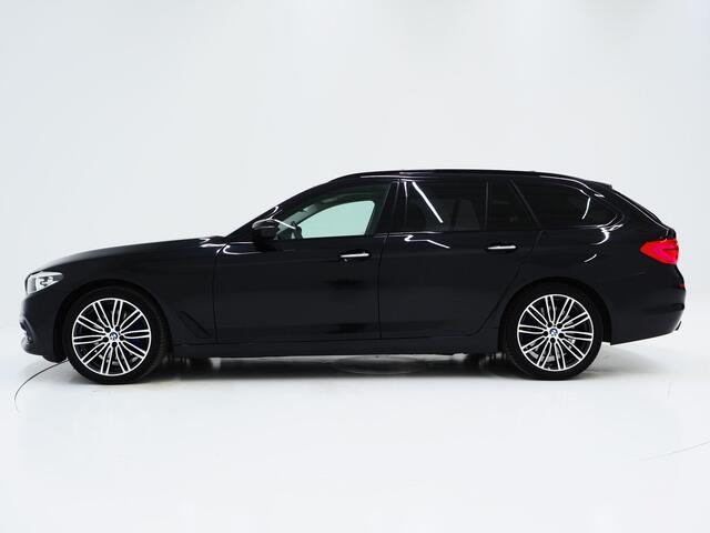 BMW 5-SERIE Touring 540i 340PK xDrive High Executive Shadow | Panoramadak | Keyless | Camera | Carplay