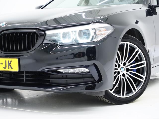 BMW 5-SERIE Touring 540i 340PK xDrive High Executive Shadow | Panoramadak | Keyless | Camera | Carplay