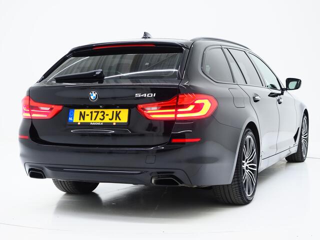 BMW 5-SERIE Touring 540i 340PK xDrive High Executive Shadow | Panoramadak | Keyless | Camera | Carplay