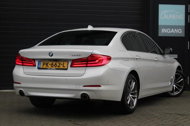 BMW 5-SERIE 520i High Executive | Leder | Camera | Memory | Adaptive LED