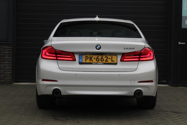 BMW 5-SERIE 520i High Executive | Leder | Camera | Memory | Adaptive LED